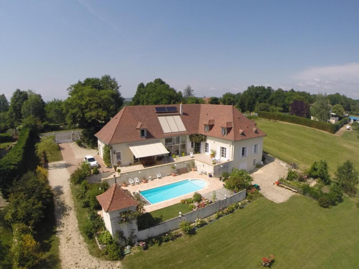 La Maison Du Parc Saint-Raphaël Exterior foto